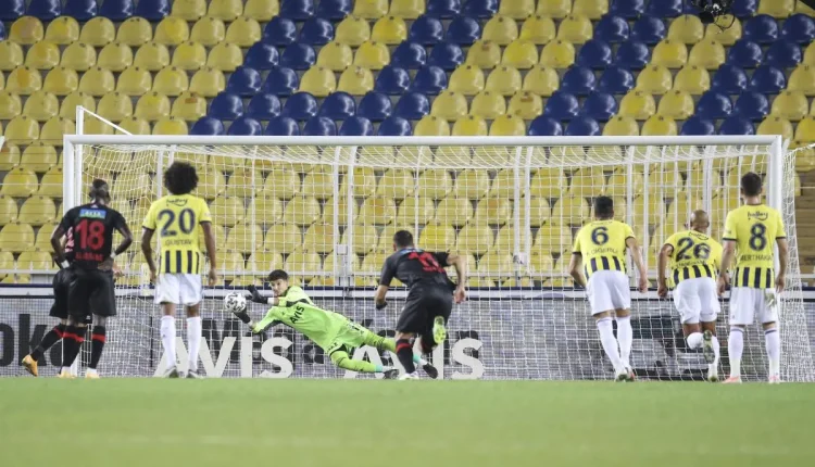 Canlı Yayın Heyecanını Kaçırmayın: Fenerbahçe - Karagümrük Maçını Nasıl İzleyeceksiniz? (beIN SPORTS, Şifresiz Alternatifler, Taraftar Rehberi)